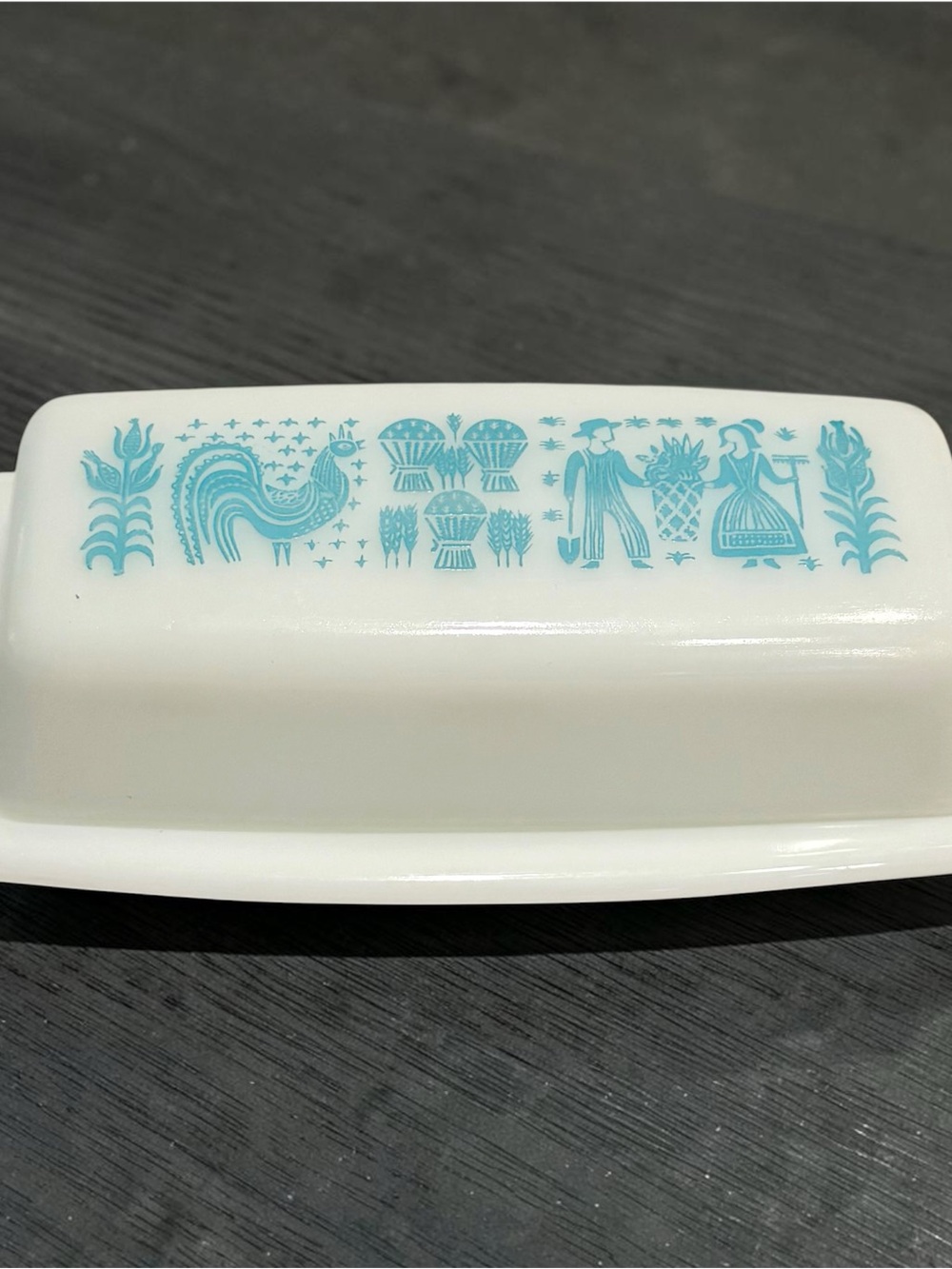 PYREX Glass Covered Butter Dish Turquoise-on-White Amish Butterprint Pattern
